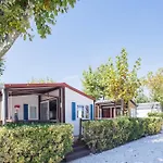 Parque de vacaciones D *